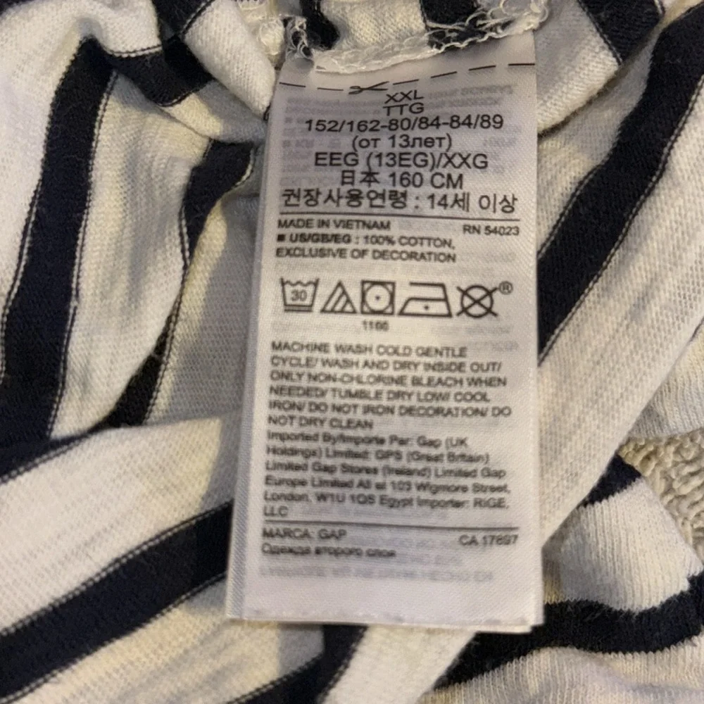 Gap Kids Cute Nautical Navy & White Shorts Romper Size XXL